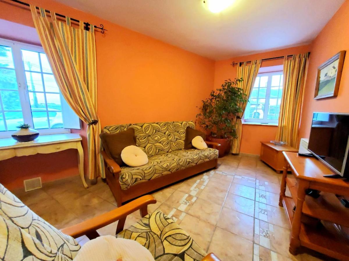 Apartamentos Turisticos Rosa Ribadeo Esterno foto